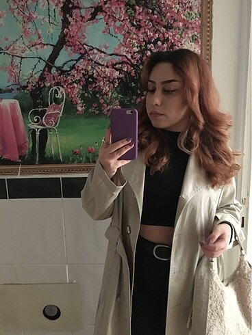 Yasemin Akat Trençkot