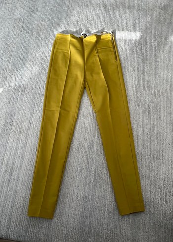 ipekyol Kadin Sari Pilili Normal Kesim Kumas Pantolon