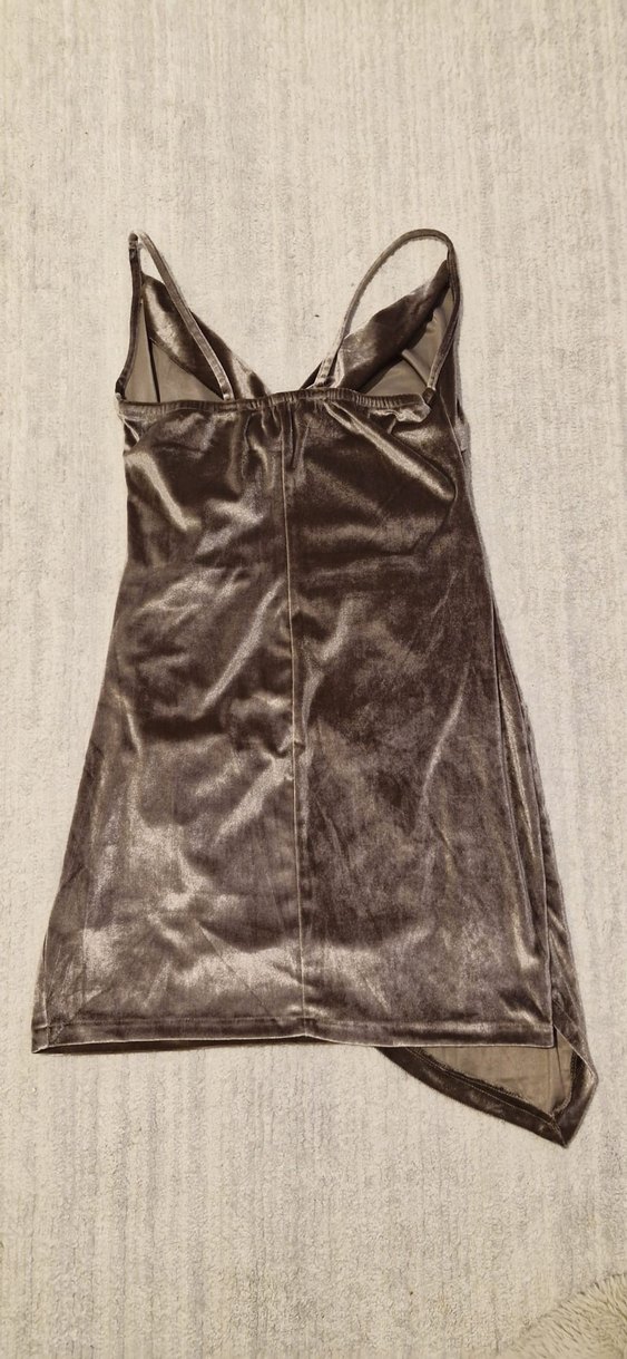 Drapeli V Yaka Uzun Kahverengi Kadın Elbise - Görsel 2