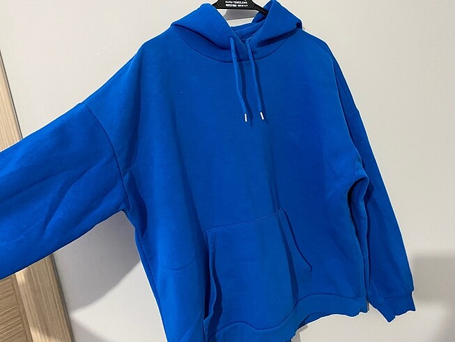 Mavi sweatshirt