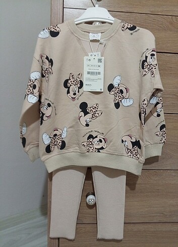 Zara taytlı takım