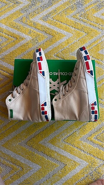 Benetton BENETTON