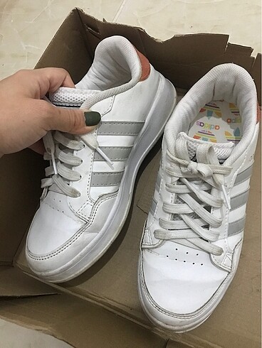 Kadın Adidas spor ayakkabı sweat