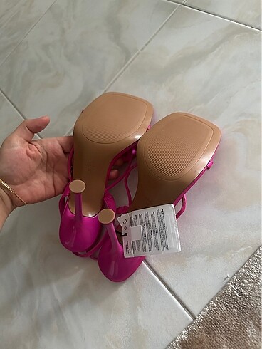 38 Beden pembe Renk Mango topuklu sandalet