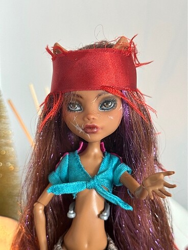 Beden Monster high clawdeen repaint