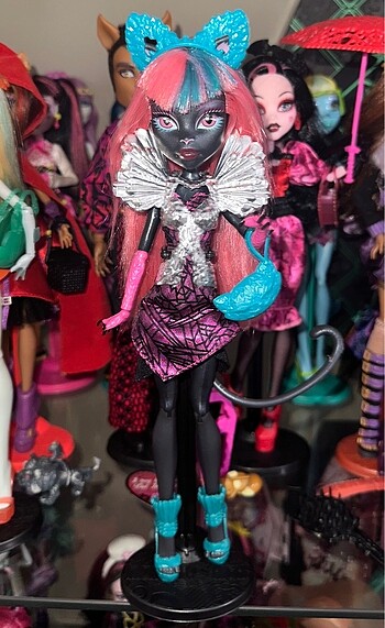  Beden Renk Monster high catty boo york
