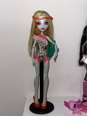 Swim class lagoona Monster high