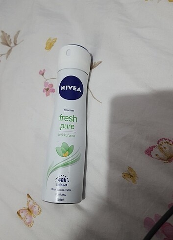 Nivea deodorant 