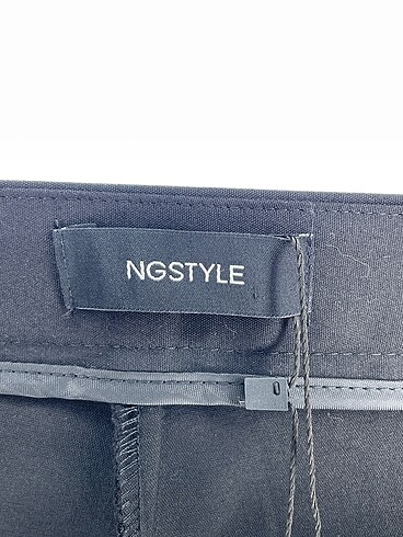 42 Beden siyah Renk NG Style Kumaş Pantolon %70 İndirimli.