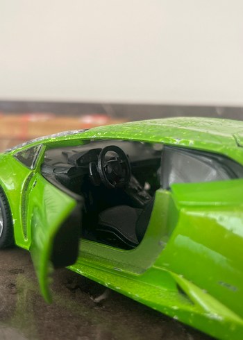 Renkli Yeşil Oyuncak Araba hasarlı - Görsel 7