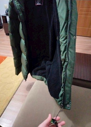 Uzun Kollu Kapüşonlu Erkek Çocuk Kış Montu - Görsel 3