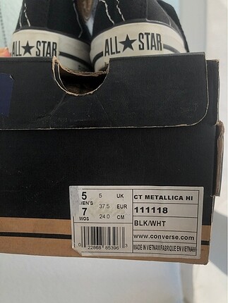 Metallica Converse