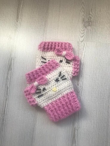 Hello kitty örgü eldiven