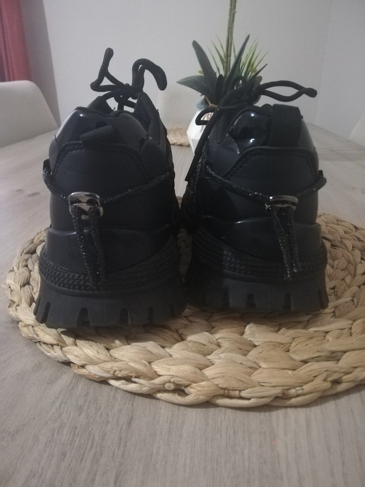 Siyah Bağcıklı Platform Spor Ayakkabı - Görsel 2