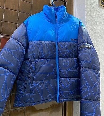 Mavi marka mont