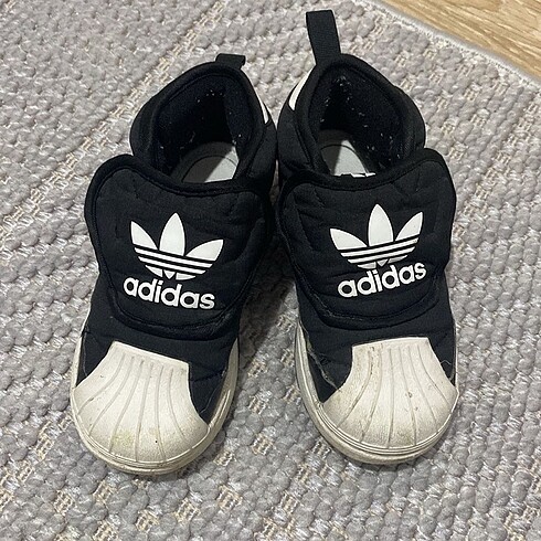 Adidas bot