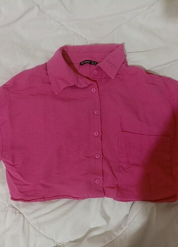 Pembe gömlek 