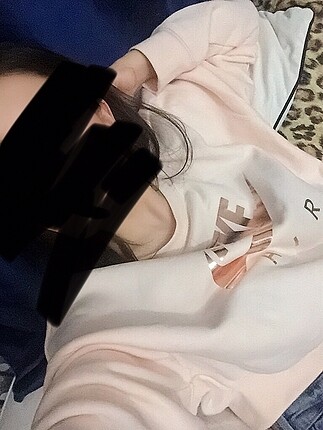 Nike sweatshirt