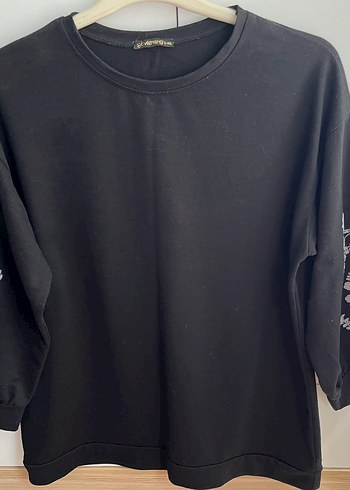 KOLLARI İŞLEME DETAYLI Sweatshirt