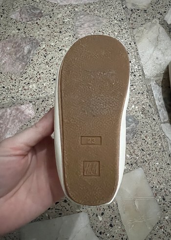 Beyaz Fırfırlı Kız Çocuk Babet - Görsel 4