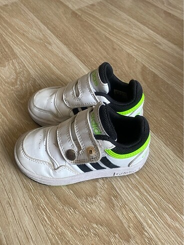 Adidas Adidas çocuk ayakkabısı