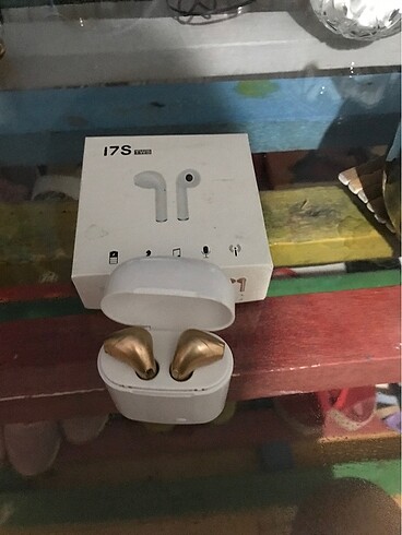 İ7S Bluetooth kulaklık sarj kutusu