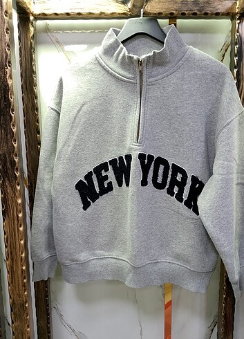Zara-Gri Sweat