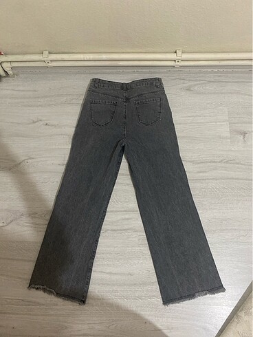 LC Waikiki kız çocuk pantolon