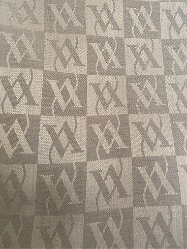 Beden Vakko ipek monogram şal/eşarp
