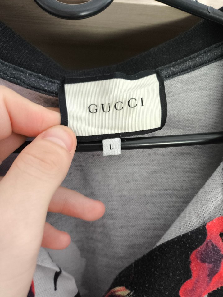 Çiçek Desenli Gucci L erkek polo yaka - Görsel 2
