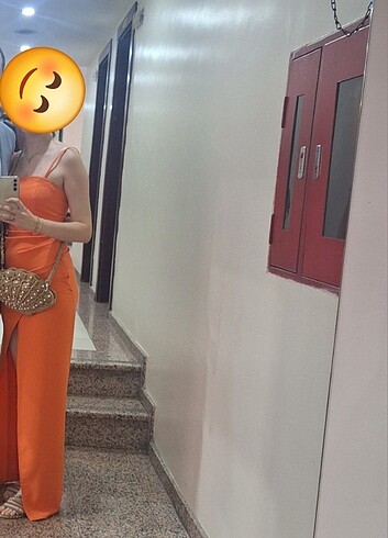 m Beden turuncu Renk Turuncu abiye elbise 
