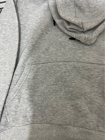 m Beden Gri sweatshirt