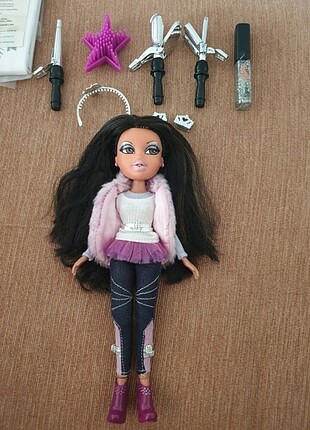 Bratz Yasmin rezerve