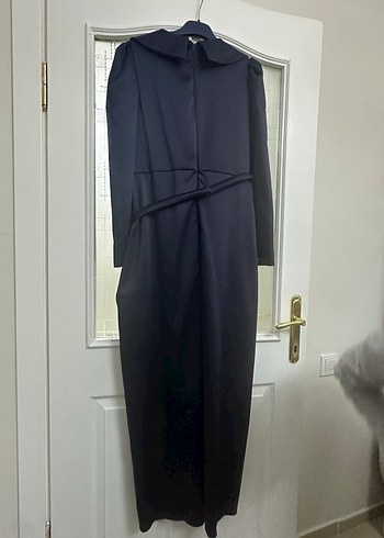 Siyah Kuşaklı Uzun Kadın Elbise - Görsel 2