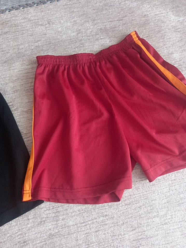 Kırmızı Elastik Bel Rahat Spor Şort - Görsel 3