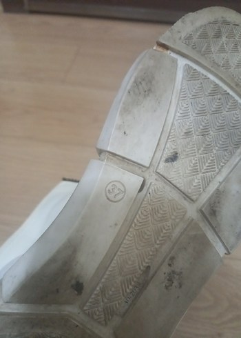 Beyaz Kadın Sokak Stili Topuklu Bot - Görsel 8