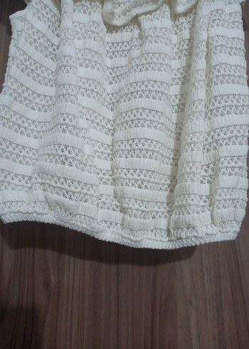 Beyaz Fırfırlı Bohem Kısa Triko Bluz - Görsel 4