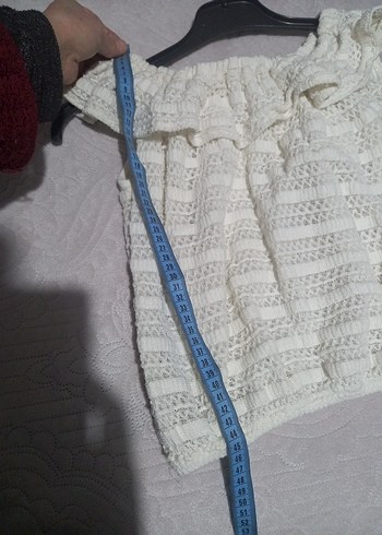 Beyaz Fırfırlı Bohem Kısa Triko Bluz - Görsel 5