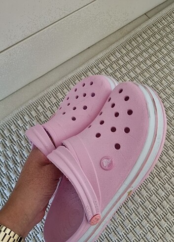 40 Beden Crocs