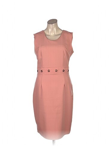 PreLoved Kısa Elbise %70 İndirimli.