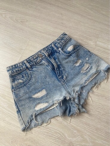 Bershka Mini kot şort
