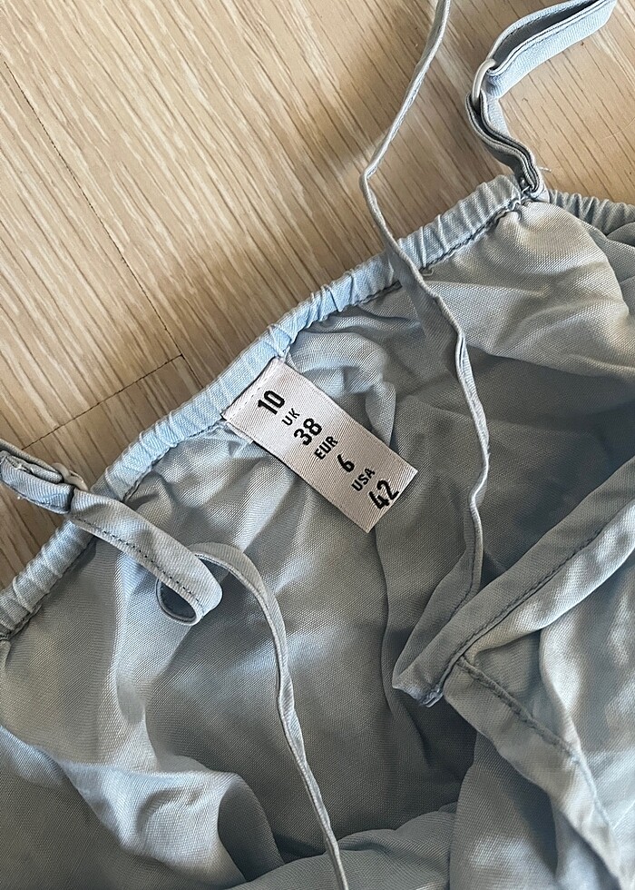 Askılı kısa elbise - Görsel 2