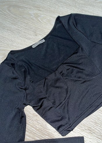 Siyah V Yaka Uzun Kollu Mini Bluz - Görsel 2