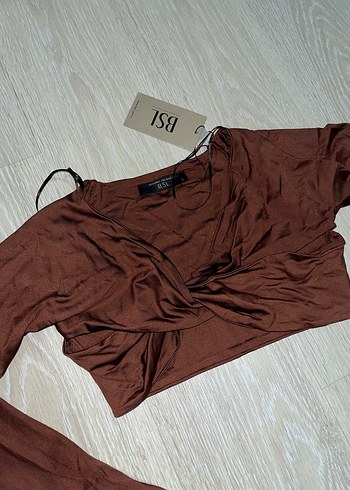 Kahverengi V Yaka Kemerli Kadın Bluz - Görsel 2