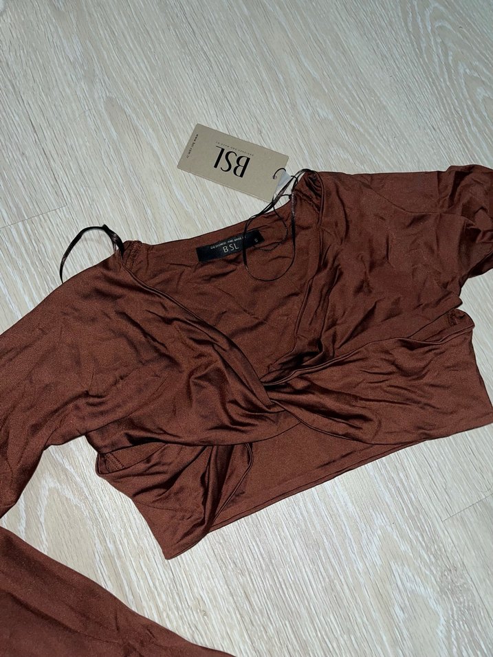 Kahverengi V Yaka Kemerli Kadın Bluz - Görsel 2