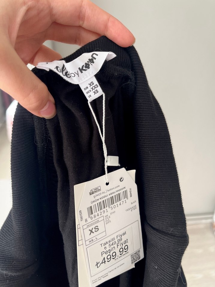 Siyah Mini Etek, Fırfırlı, Rahat Kesim - Görsel 3