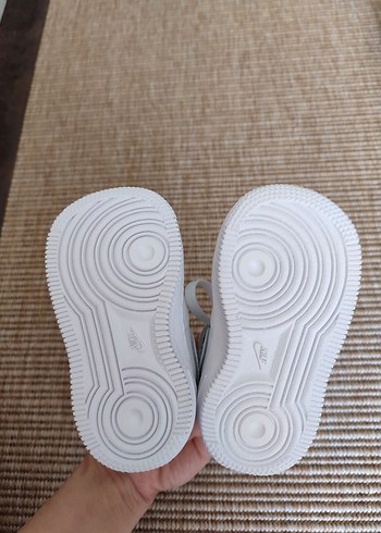 20 Beden beyaz Renk Nike bebek ayakkabısı