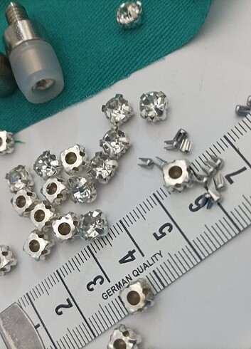 Beden beyaz Renk Çakma Beyoğlu Taşı 8 mm