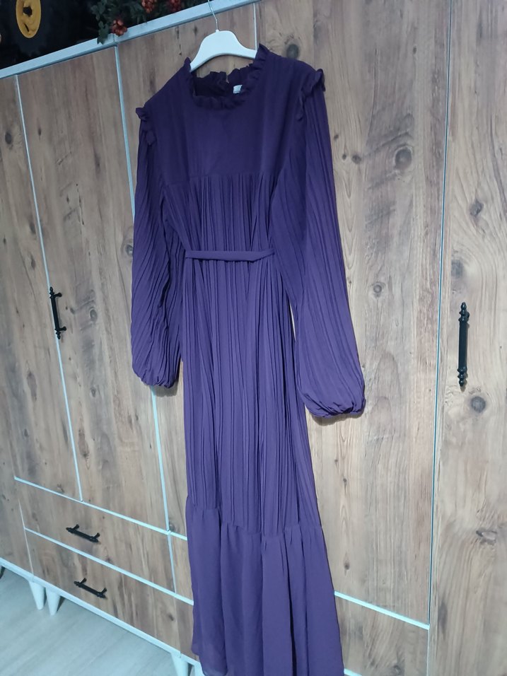 Piliseli Uzun Mor Kadın Elbise - Görsel 2