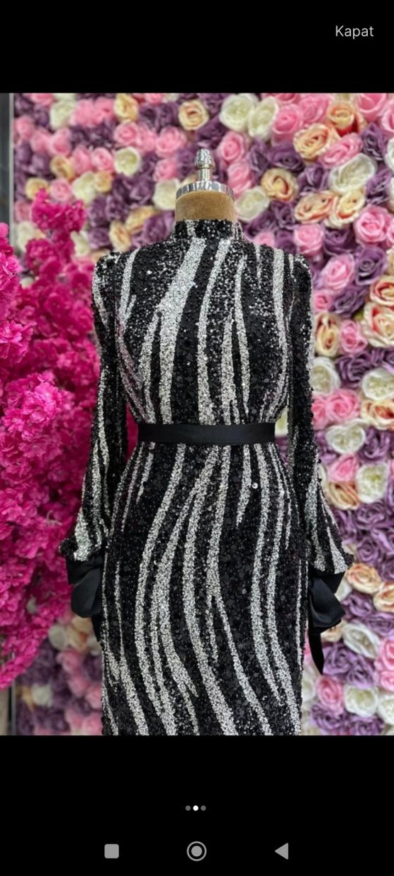 Boncuk İşlemeli Siyah Zebra Desenli Uzun Abiye Elbise - Görsel 2